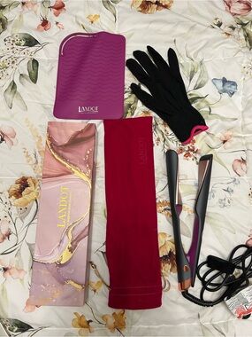 Landot Hair Straightener/Curler with Glove and Pouch